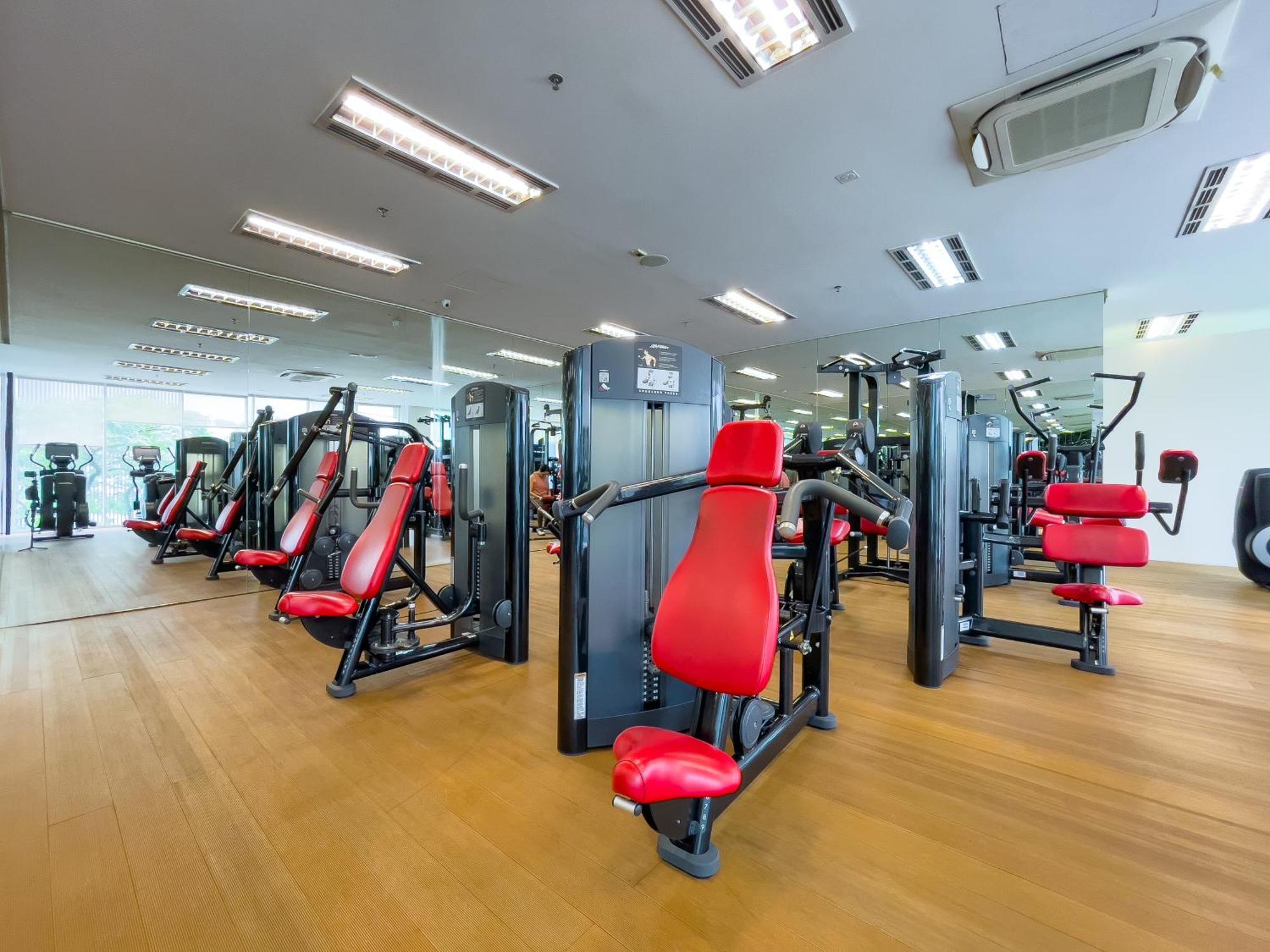 Soho Suites Klcc By Rest Куала-Лумпур Экстерьер фото