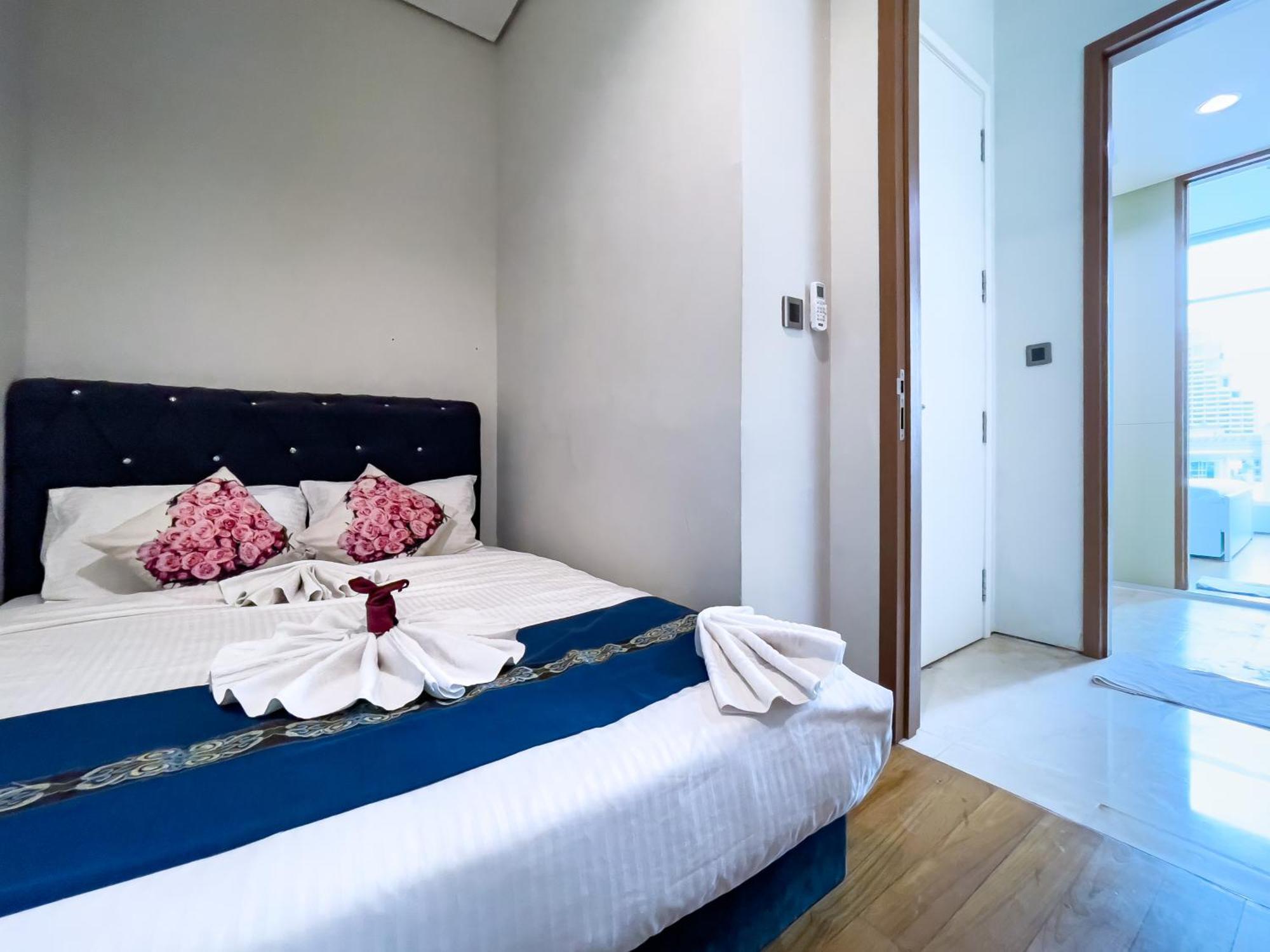 Soho Suites Klcc By Rest Куала-Лумпур Экстерьер фото